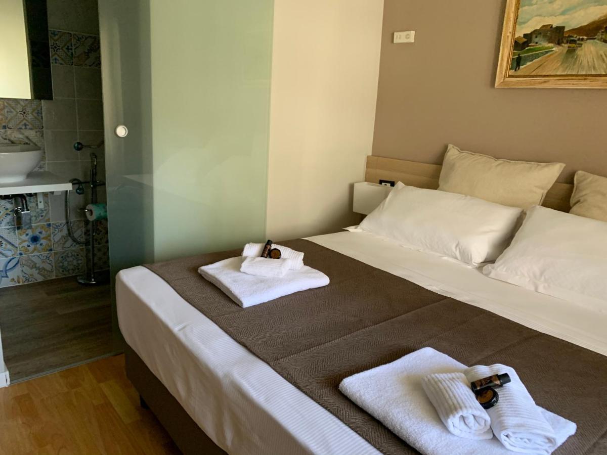 Domus Fieschi Rooms Генуя Екстер'єр фото