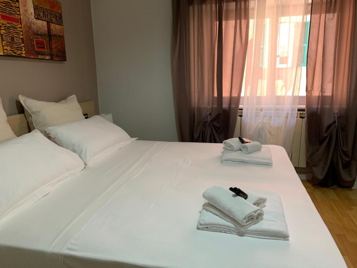 Domus Fieschi Rooms Генуя Екстер'єр фото