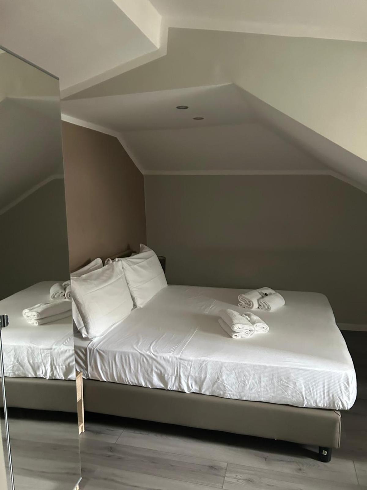 Domus Fieschi Rooms Генуя Екстер'єр фото